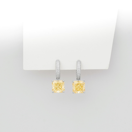 Hiraola's Product Image